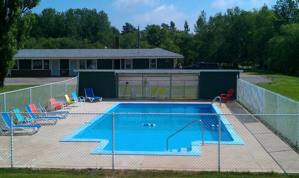 Middleton Motel & Suites Exterior foto